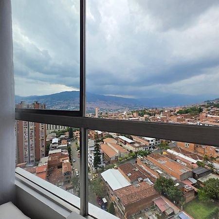 Apartamento Vistas Lindas Cerca Centro Medellín Exteriör bild
