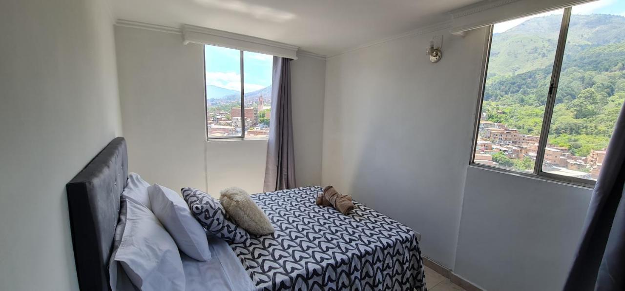 Apartamento Vistas Lindas Cerca Centro Medellín Exteriör bild