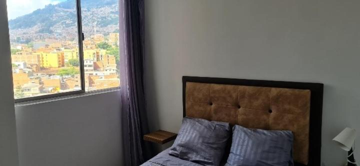 Apartamento Vistas Lindas Cerca Centro Medellín Exteriör bild